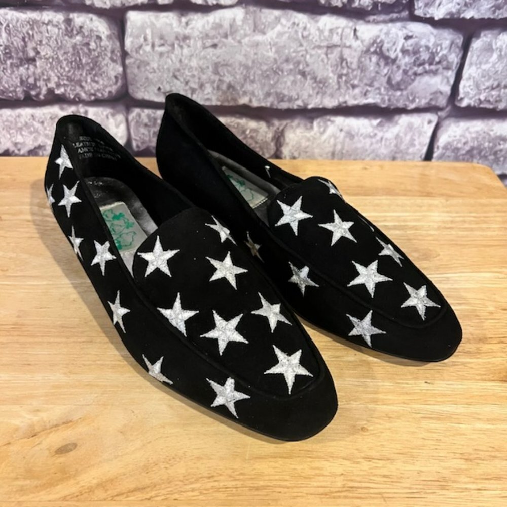 The Quacker Factory NWB Black Suede Slip Shoes W/ Metallic Stars Size 7.5 - Picture 2 of 8